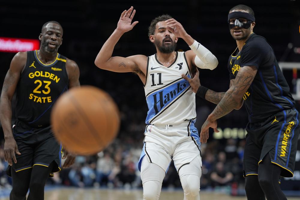 巴萨2比1逆转法兰克福首胜对手